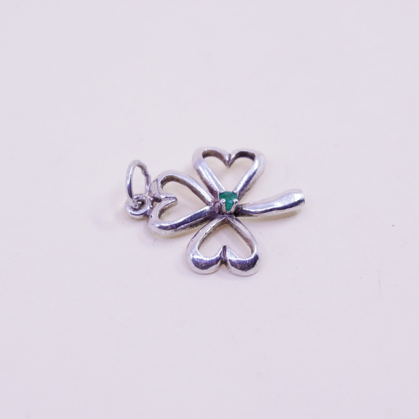 Vintage sterling silver handmade pendant, textured 925 clover with emerald