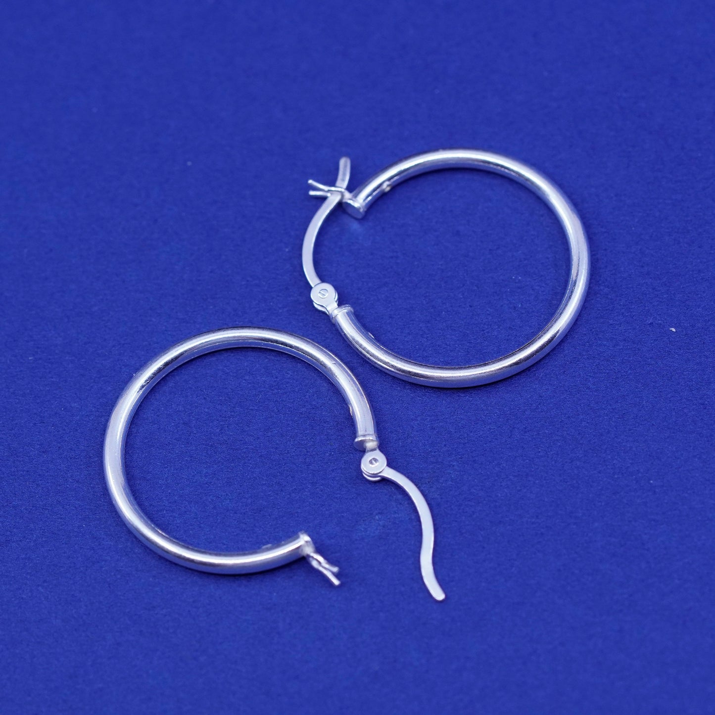 0.75”, vintage Sterling silver handmade hoop earrings, Modern 925 huggie