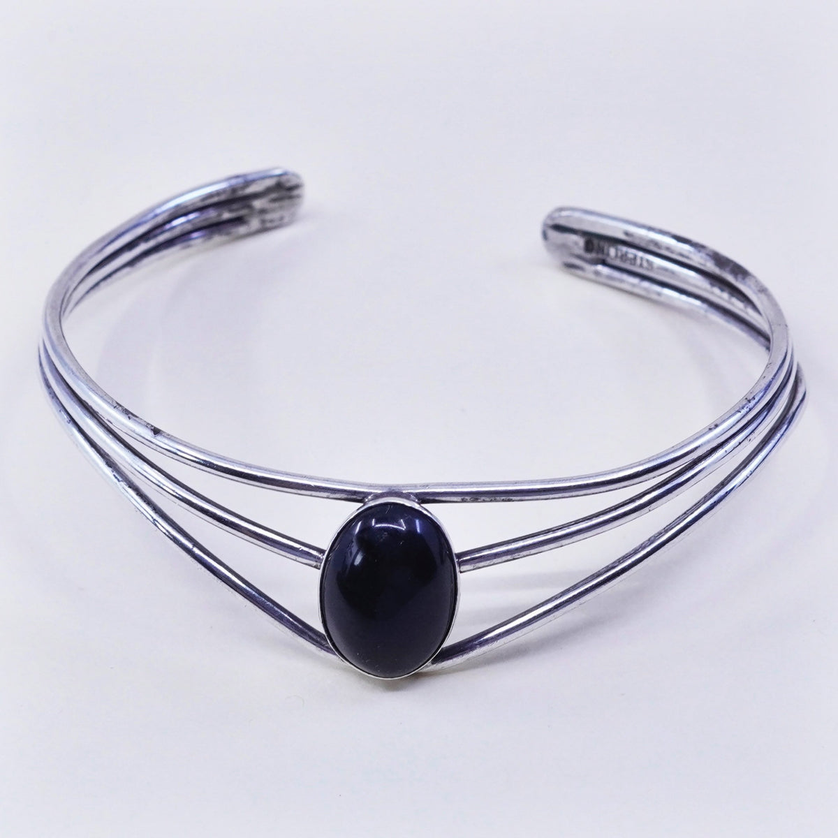 6”, vtg Native American sterling silver multi strands cuff bracelet w/ obsidian
