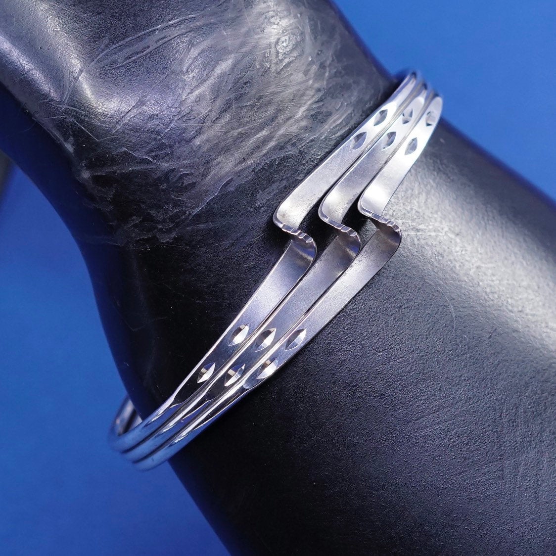 6.25", vtg Sterling silver handmade wired bracelet, 925 twisted cuff
