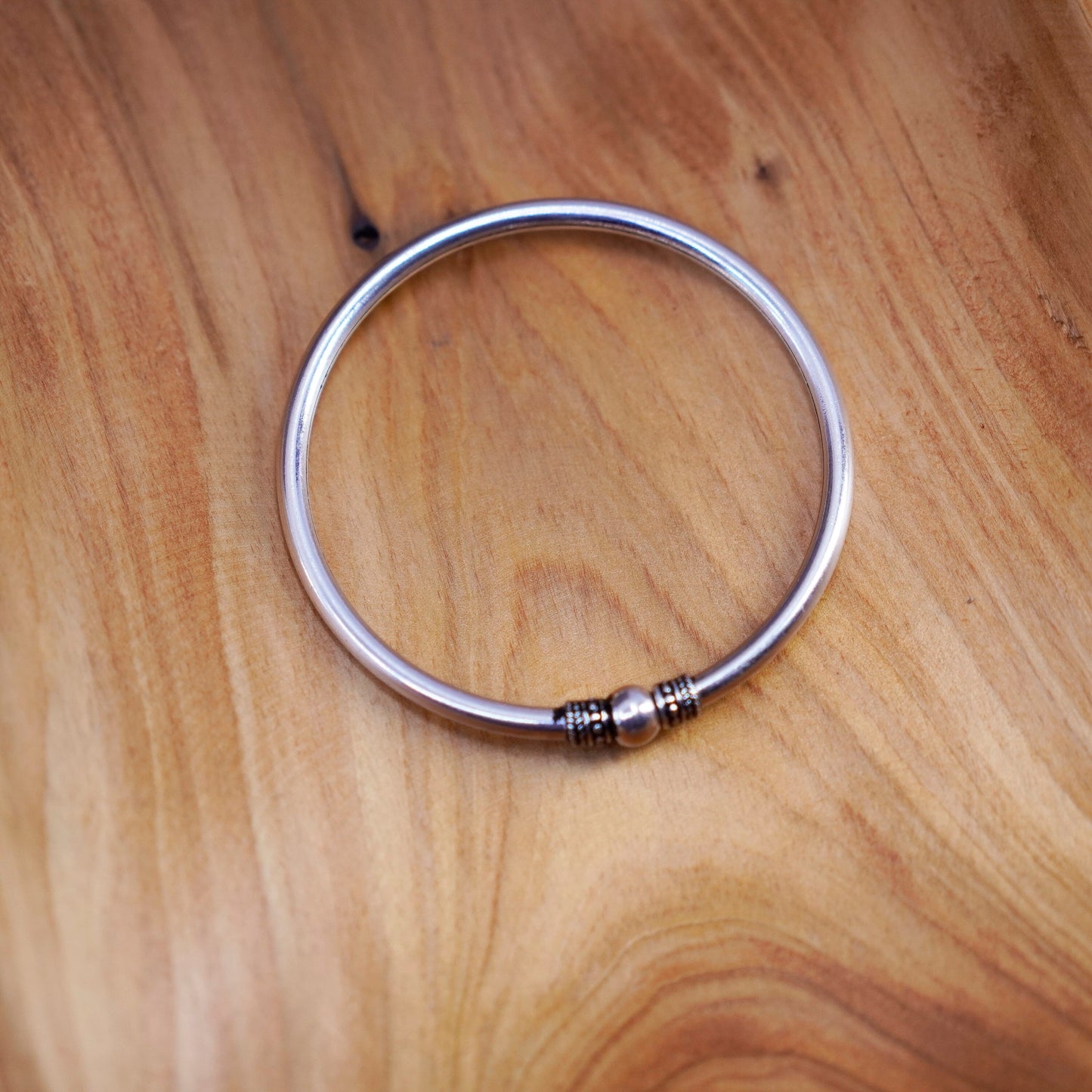 7”, Vintage Mexico Sterling silver handmade bracelet, 925 bangle with bead