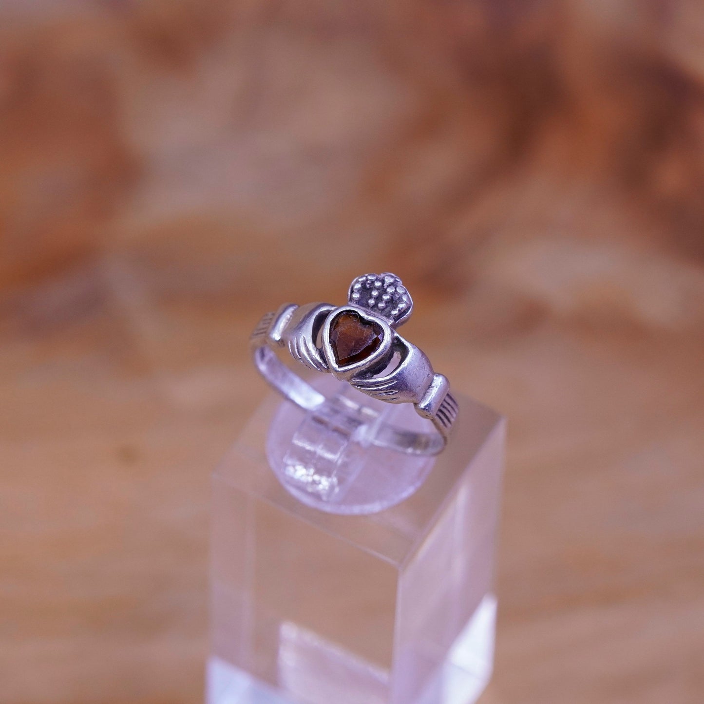 Size 6.5, sterling 925 silver with holding heart, handmade claddagh ring Ruby