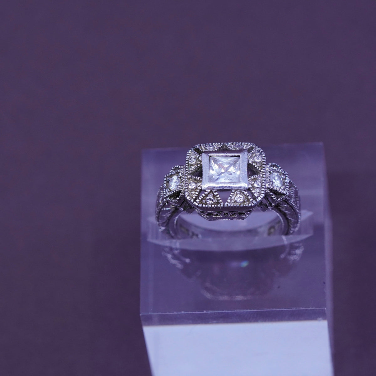 Size 7, vintage Sterling 925 silver engagement ring with genuine crystal