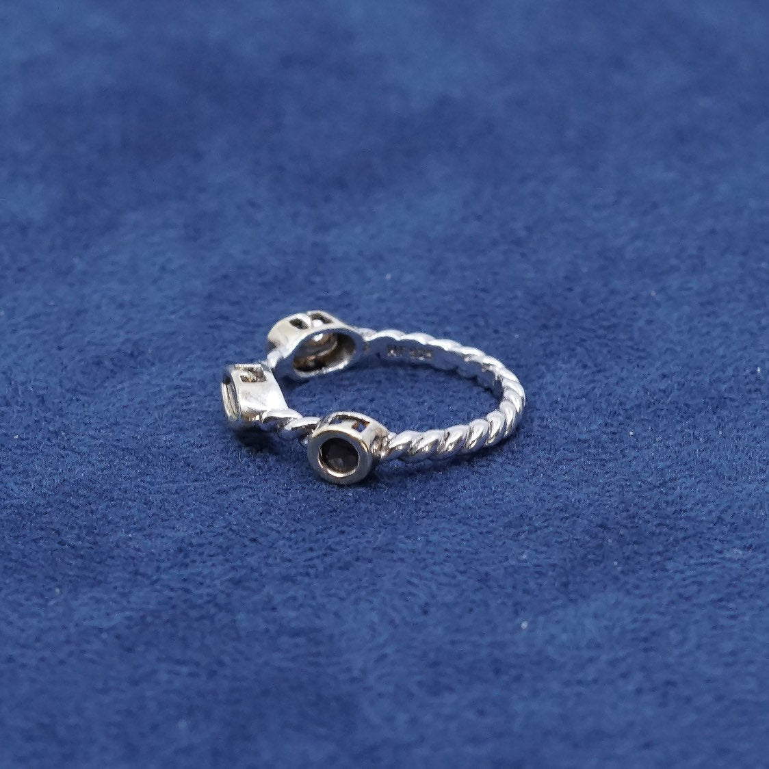 sz 7, vtg two tone Sterling silver handmade ring, 925 w/ sapphire N citrine