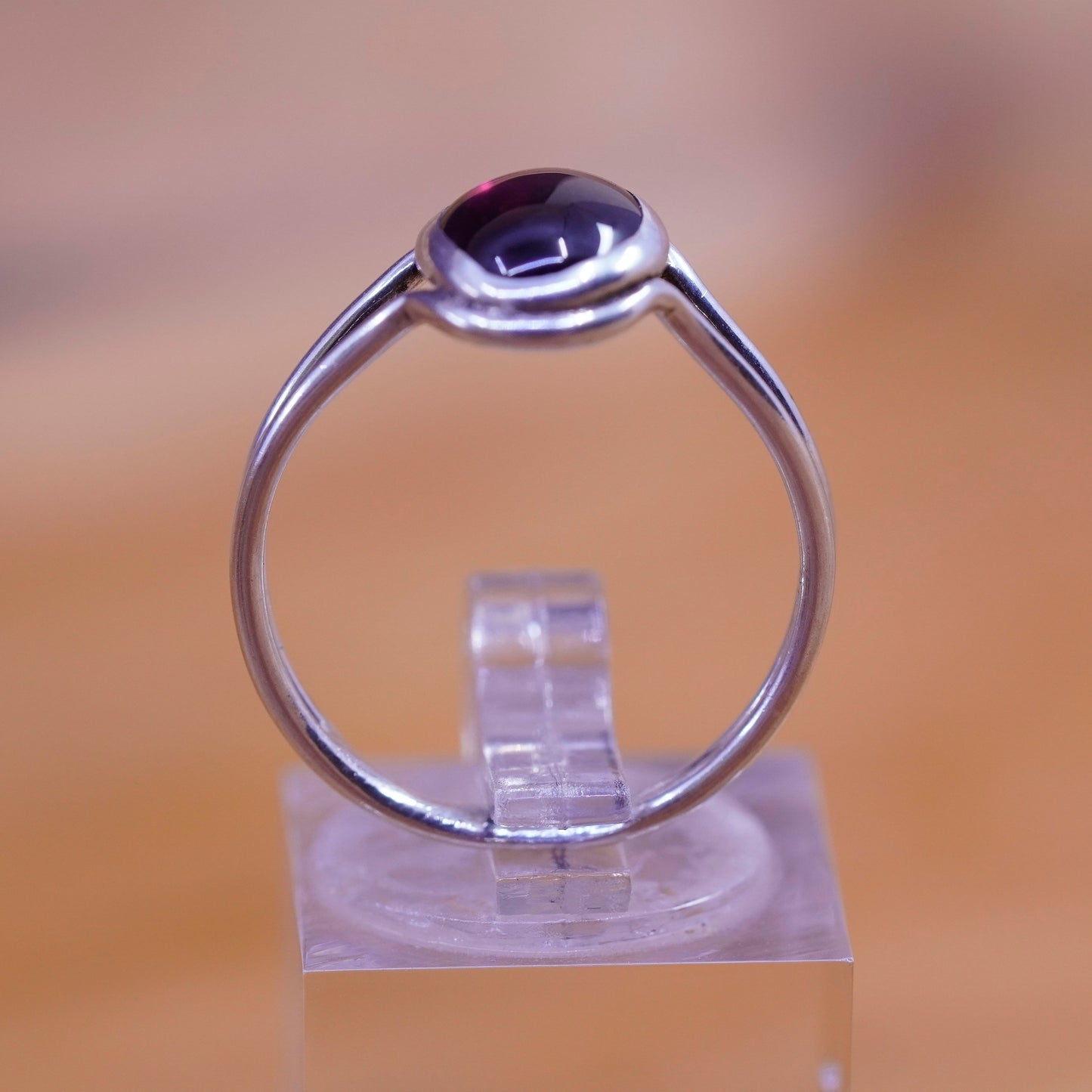 Size 8.5, vintage Sterling 925 silver handmade ring with garnet