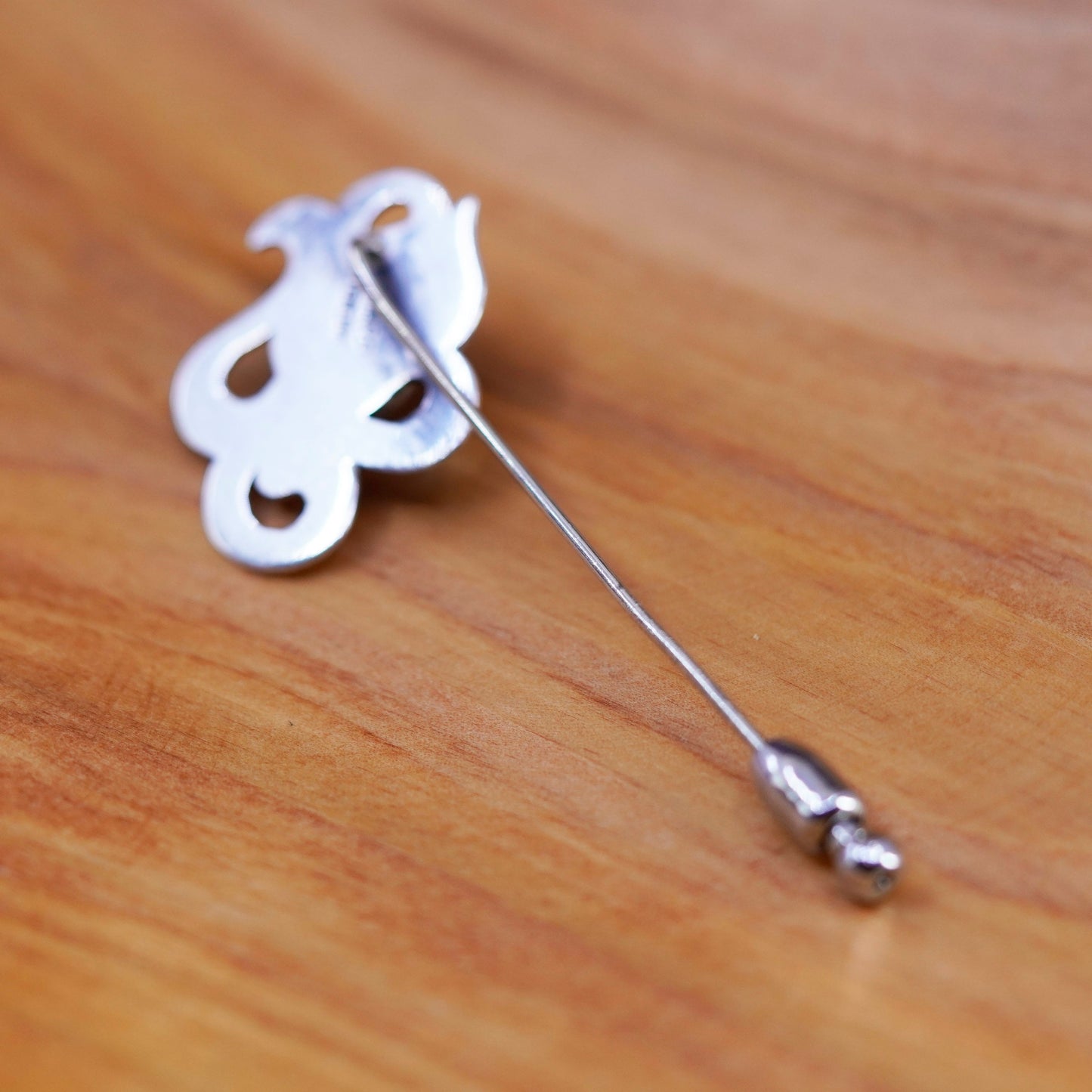 Vintage handmade sterling 925 silver swirly pin with onyx, antique