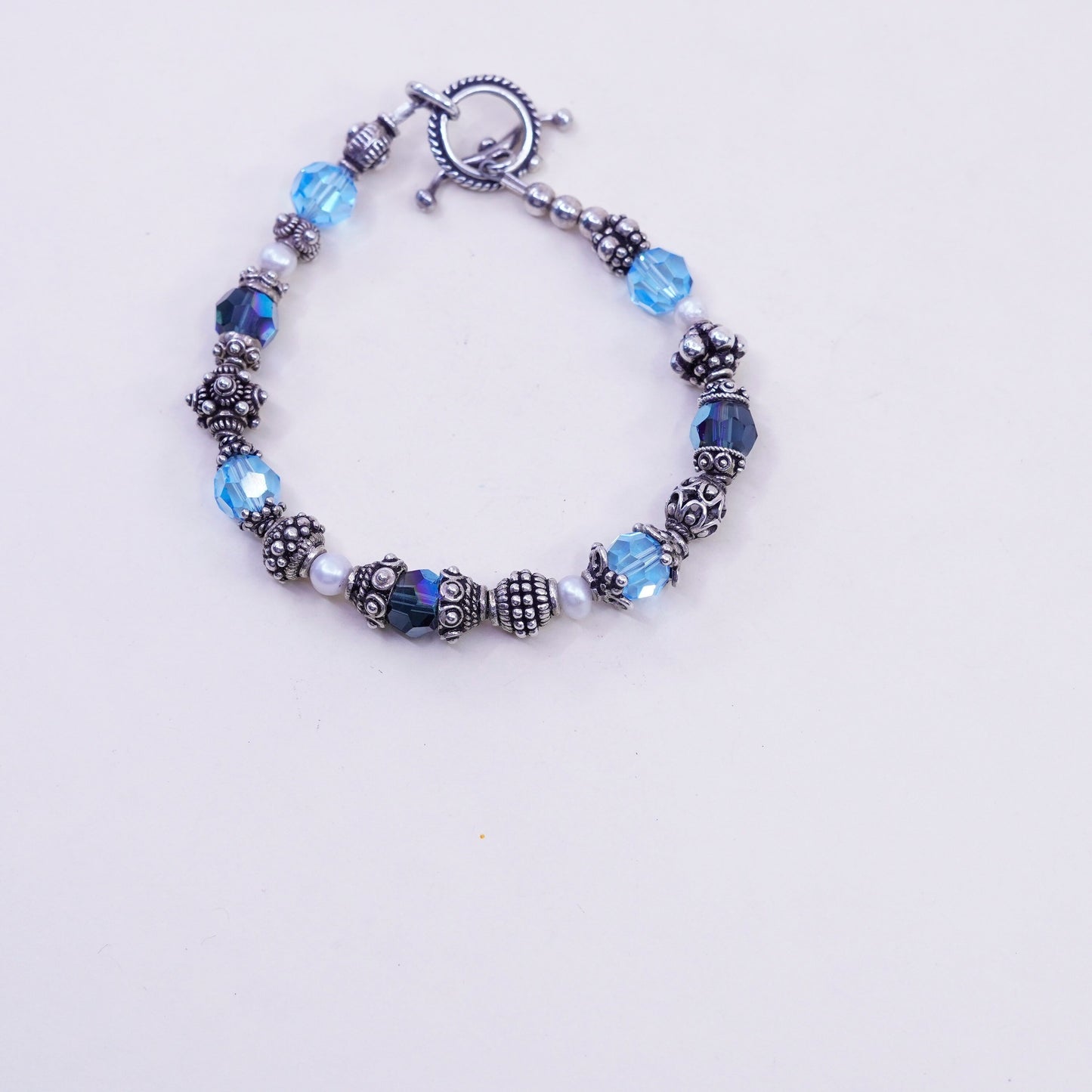 6.5”, vintage Sterling 925 Silver blue Art Glass Bead Toggle Bracelet
