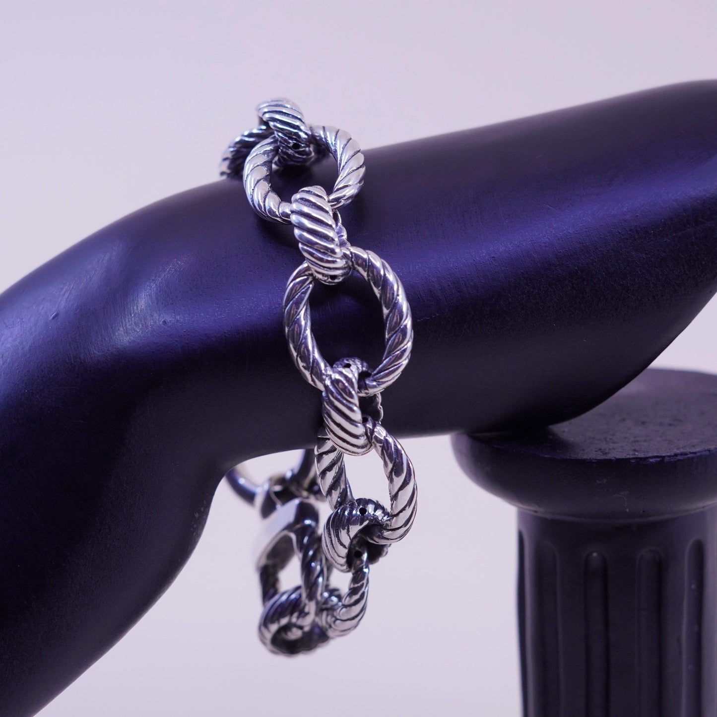 5.75”, Vintage puffy sterling silver bracelet, ribbed textured 925 circle chain