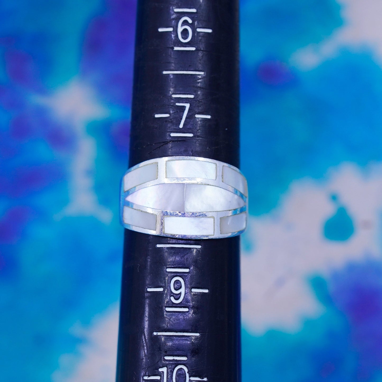 Size 8, vtg Sterling silver handmade swirl ring, 925 band w/ mother of pearl