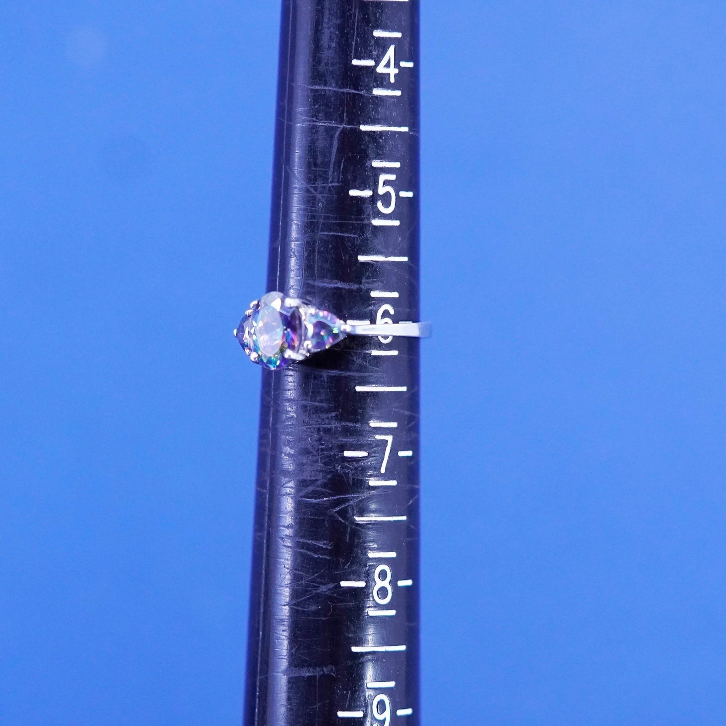 Size 6, vintage Sterling 925 silver ring with rainbow topaz