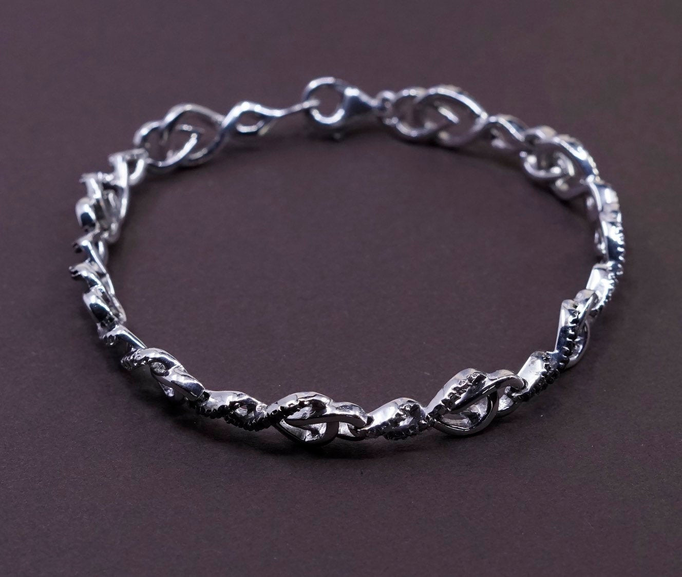 7.5", vtg Sterling silver tennis bracelet, 925 wavy w/ genuine diamond