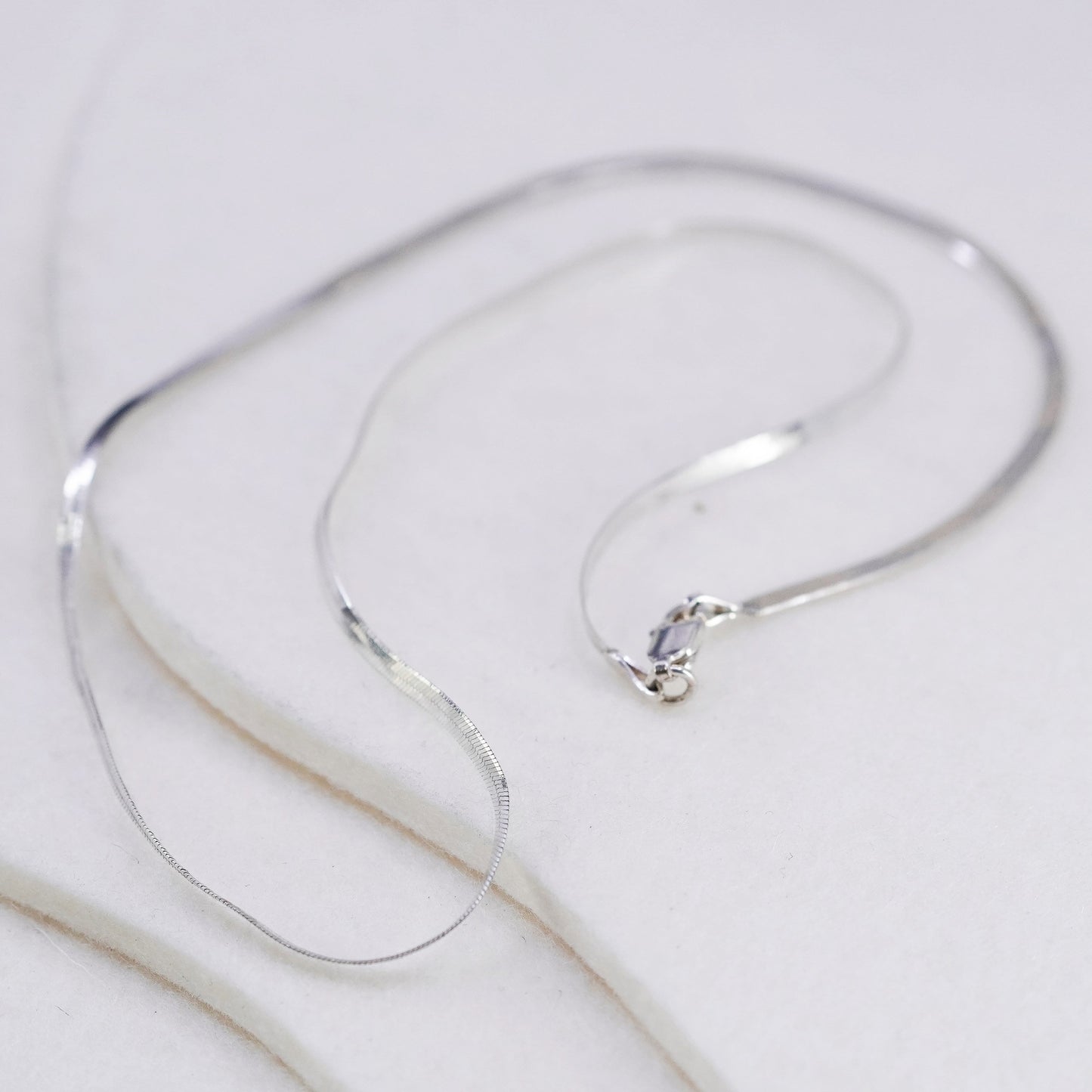 18” 2mm, vintage Italy Sterling 925 silver herringbone chain necklace