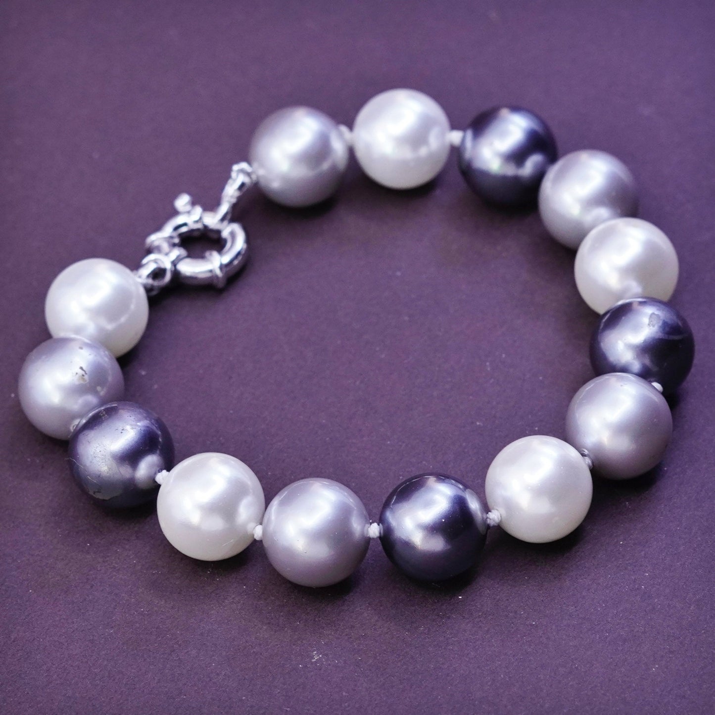7”, Sterling silver handmade bracelet, mother of pearl beads with 925 clasp