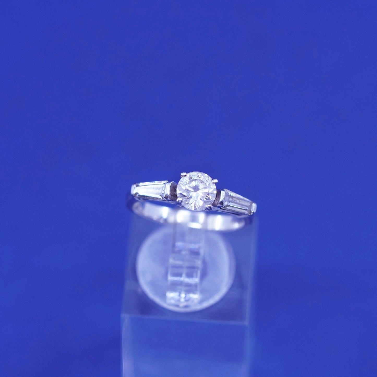 Size 7, vintage Sterling 925 silver engagement anniversary ring with cluster Cz