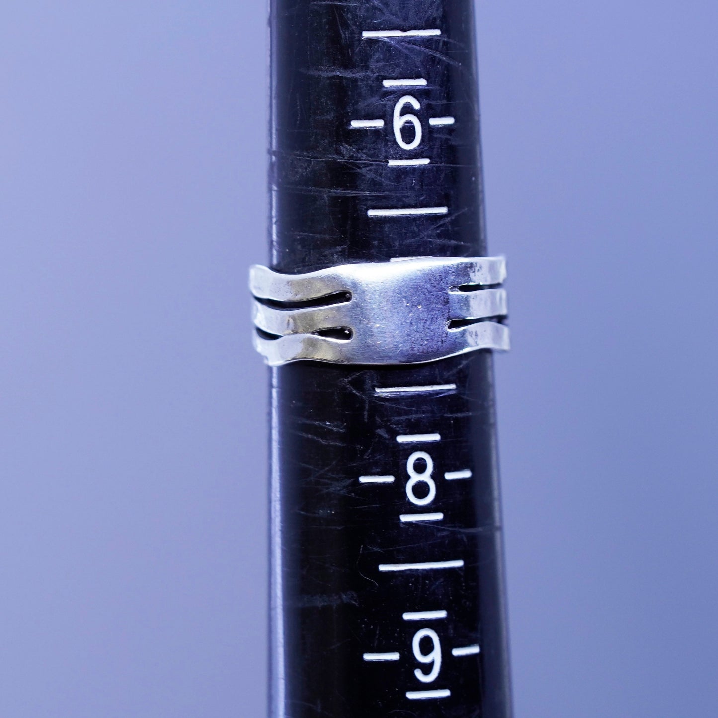 Size 7, vintage Sterling 925 silver handmade ring with moonstone