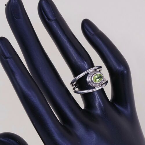 Sz 5, Vtg Sterling Silver Handmade Ring, 925 Silver Band W/ peridot