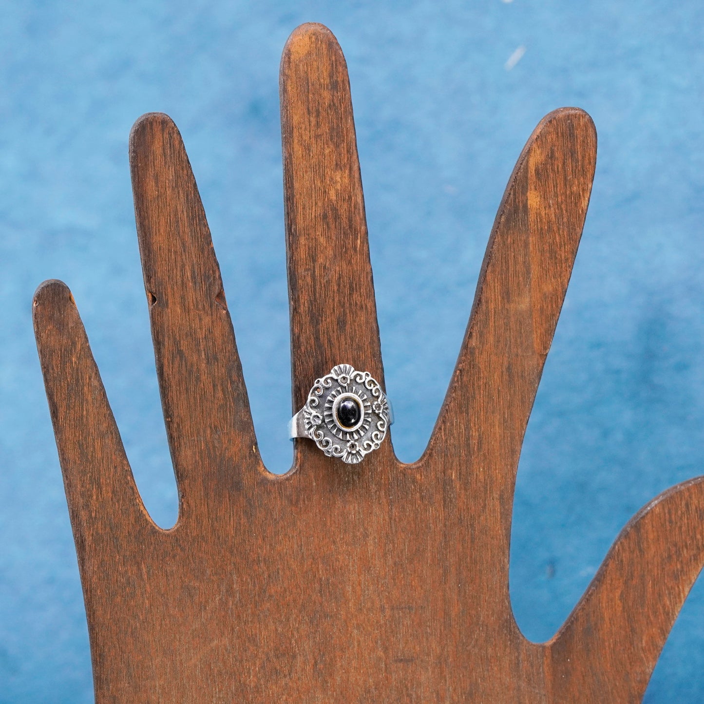 Size 5.5, vintage Sterling 925 silver handmade ring with obsidian