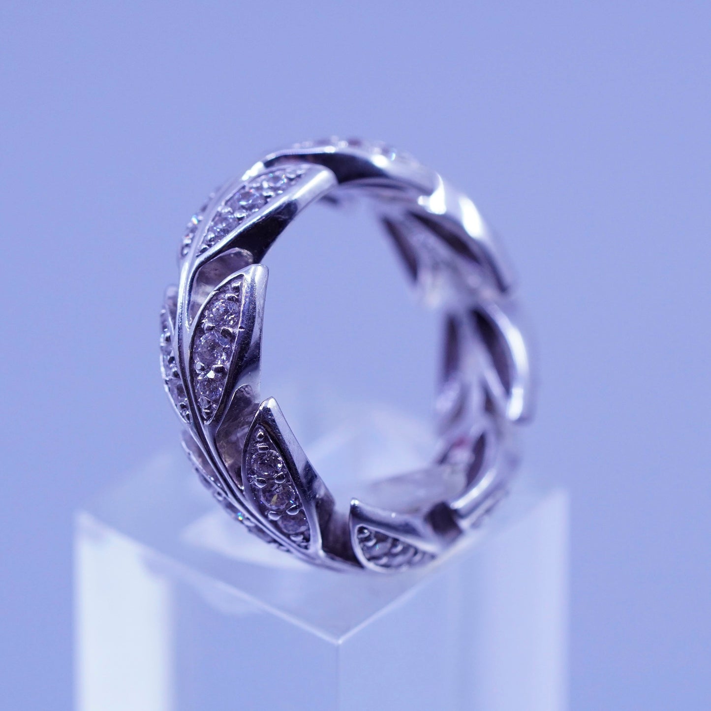 Size 6, vintage Sterling 925 silver handmade leafy band ring with cluster Cz