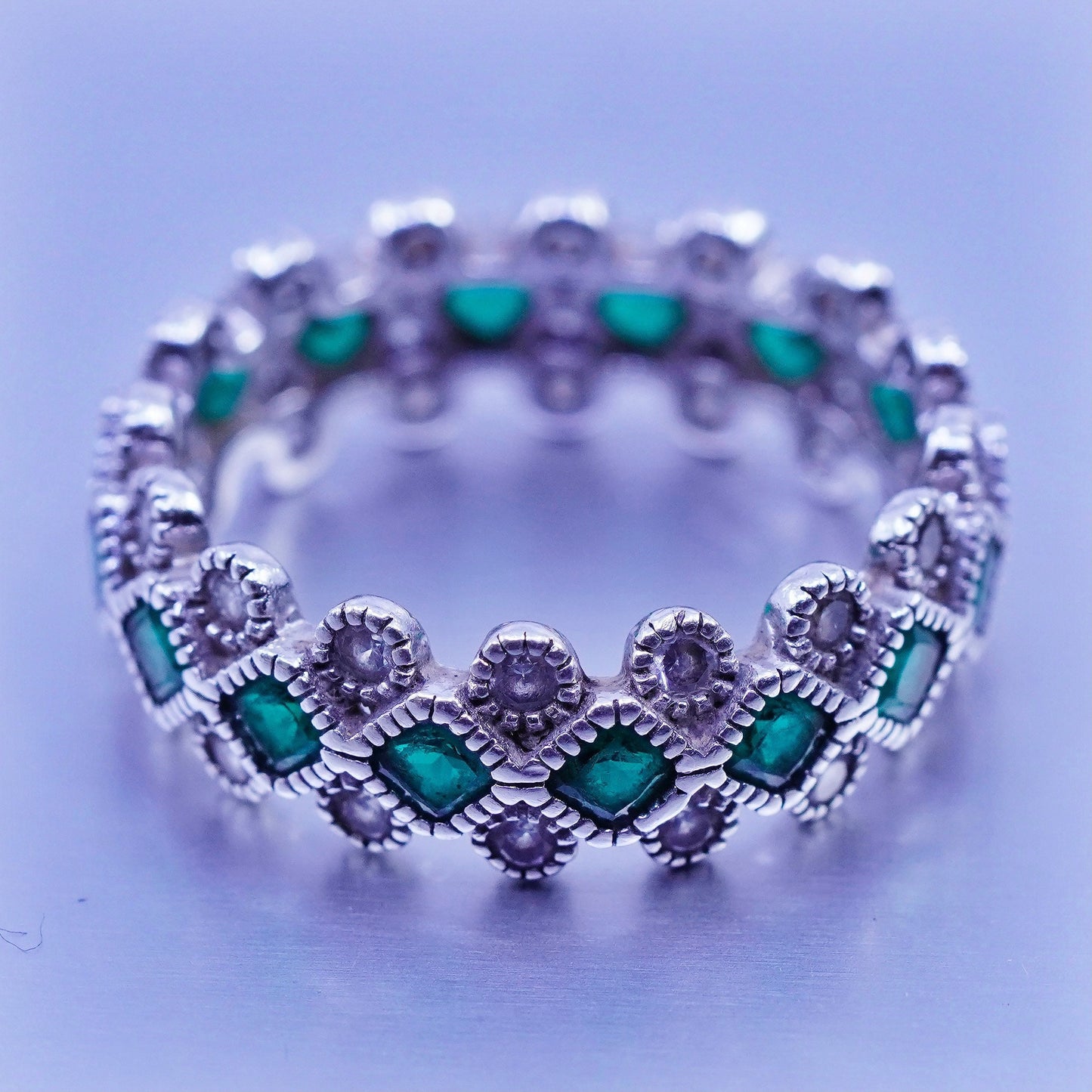 Size 10, vintage Sterling 925 silver handmade band ring with cluster green Cz