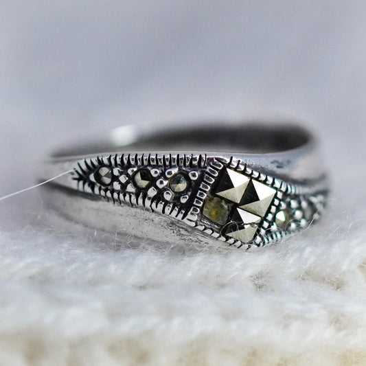 Size 5.5, Vintage Sterling 925 silver handmade ring with marcasite