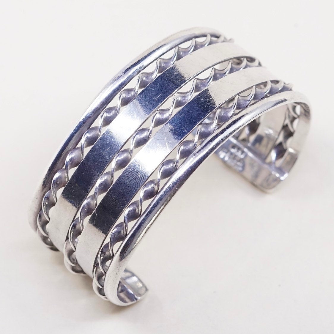 6.75", VTG Sterling silver handmade bangle Wide 925 twisted cable cuff bracelet