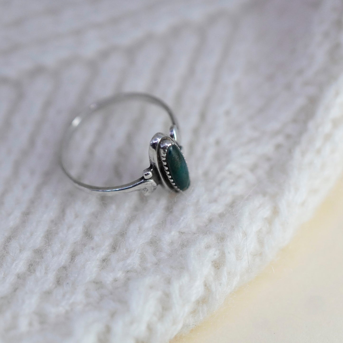 Size 7, Vintage sterling 925 silver handmade ring with abalone