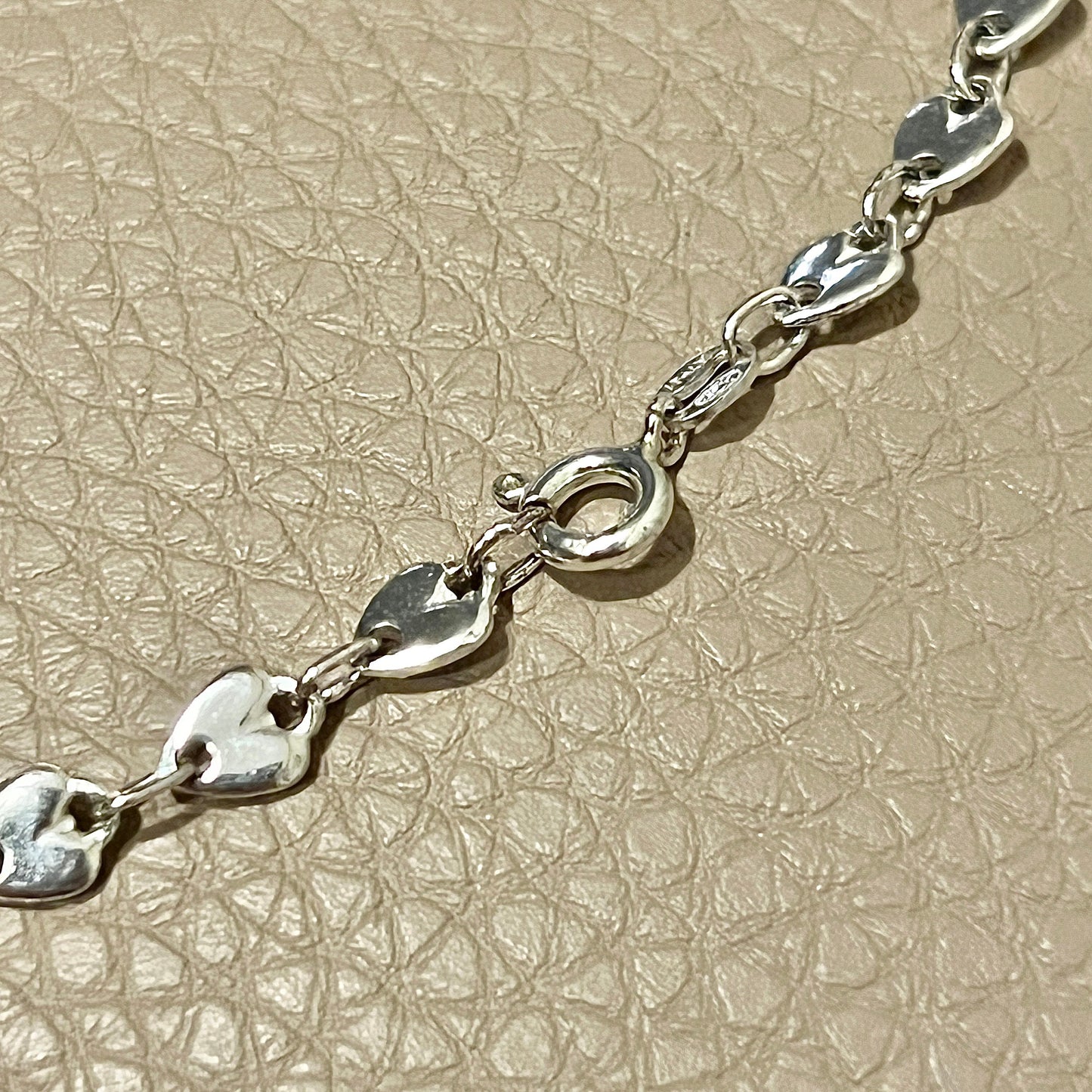 8.75”, Vintage Italian sterling silver bracelet, 925 heart link chain