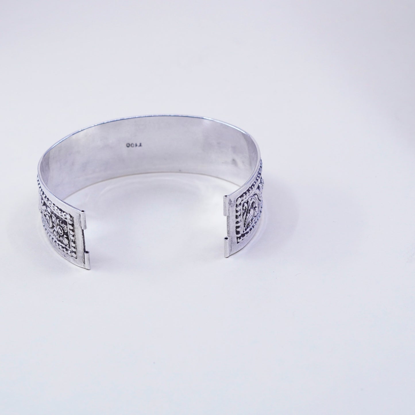 7”, vintage sterling silver handmade bracelet, wide 925 cuff with relief flower