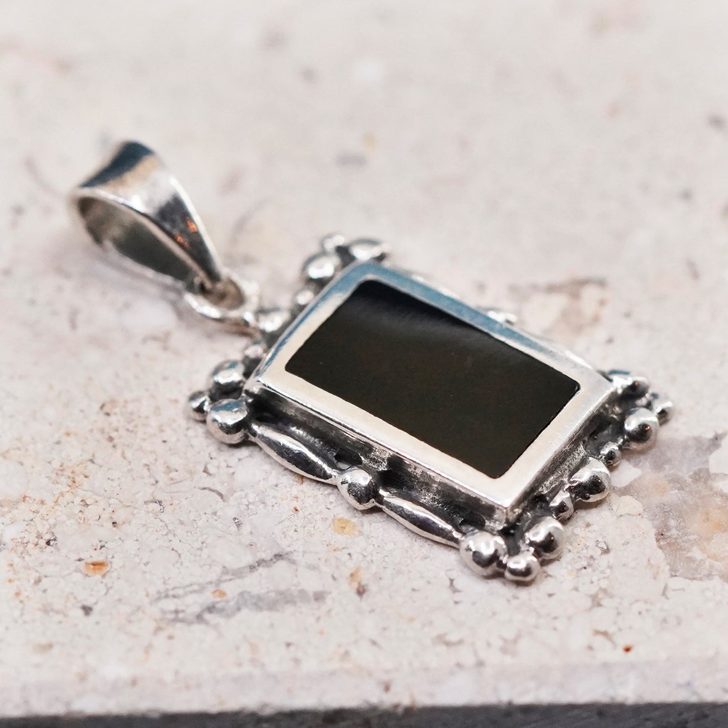 Vintage Sterling 925 silver handmade pendant with rectangular onyx