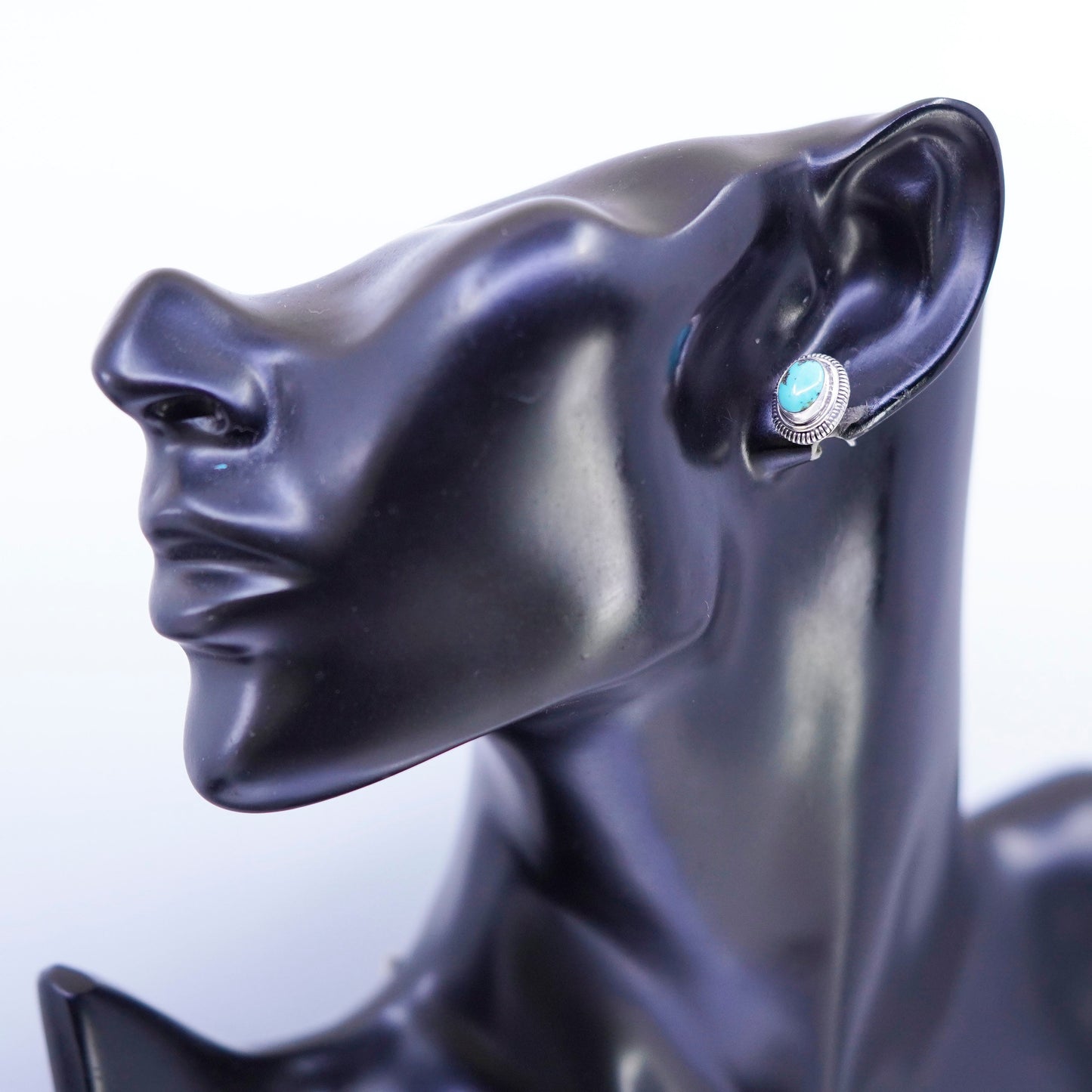 Native American navajo Sterling 925 silver earrings, studs cripple turquoise