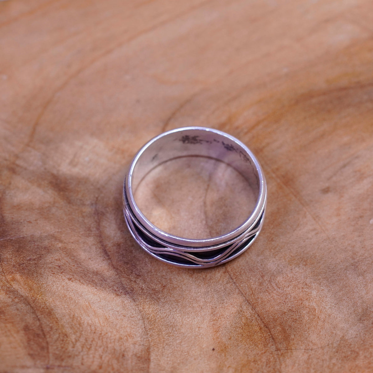 Size 11, vintage Sterling silver prayer ring, 925 spinner wavy band