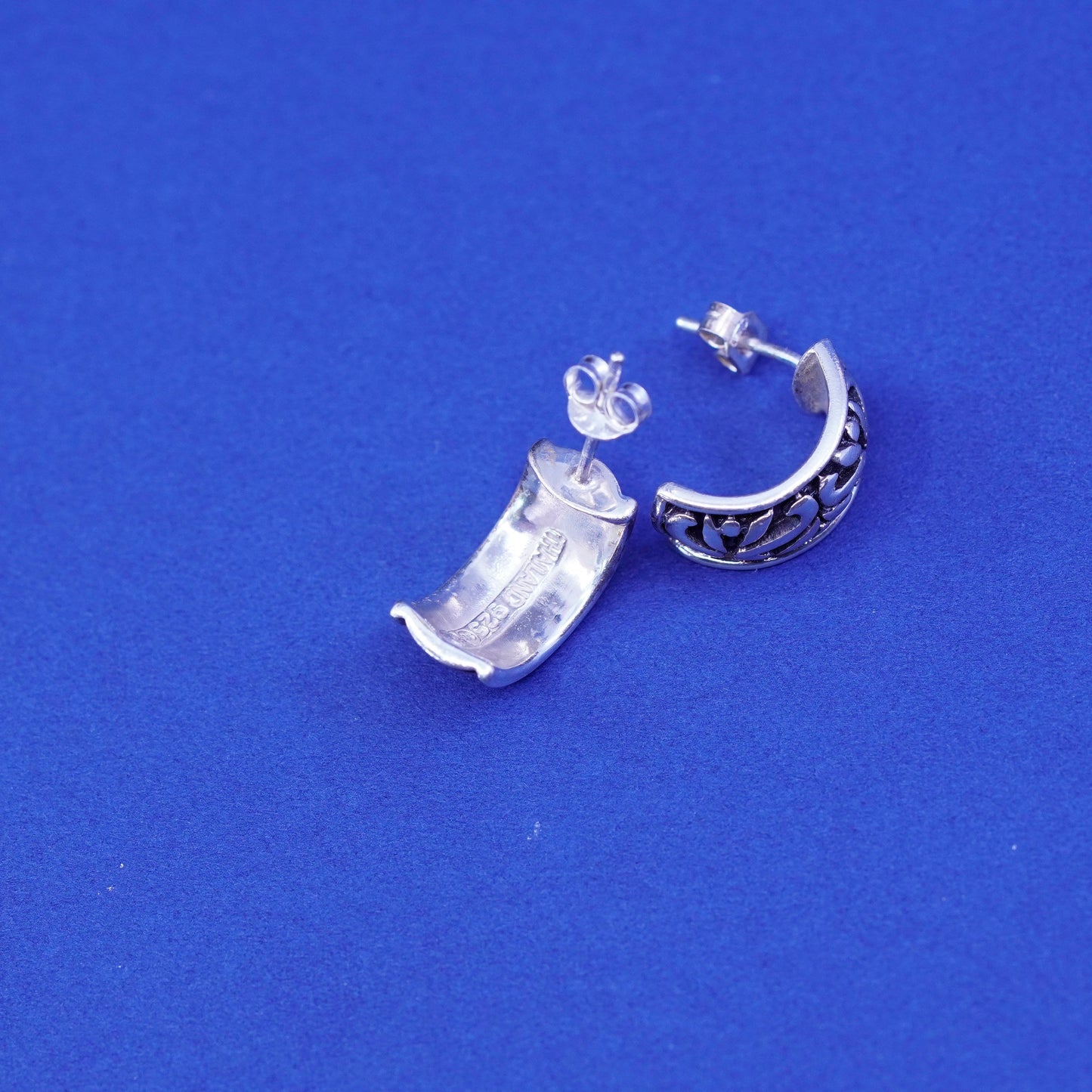 0.5”, Vintage Sterling silver handmade earrings, 925 Huggie studs with filigree