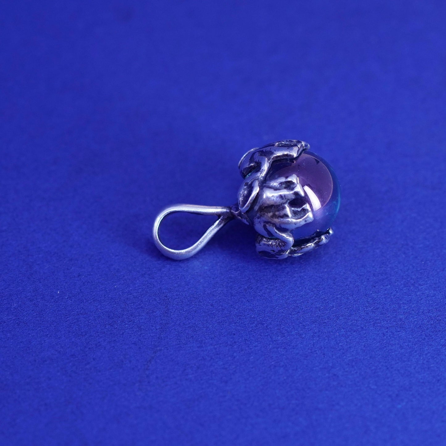 Vintage sterling 925 silver handmade elephant pendant with glass bead