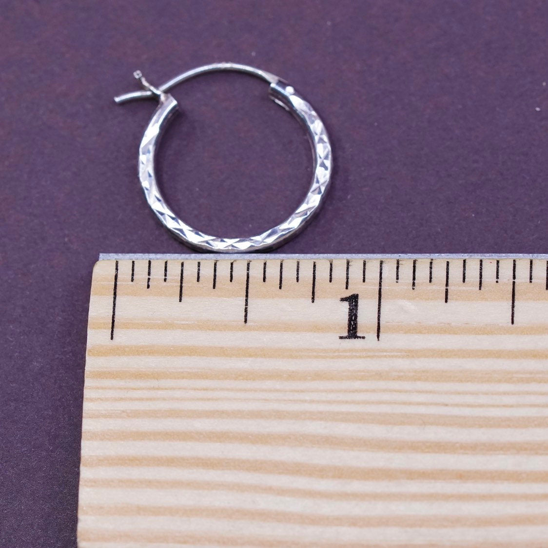0.75", vtg Sterling silver handmade hoops, 925 diamond cut earrings