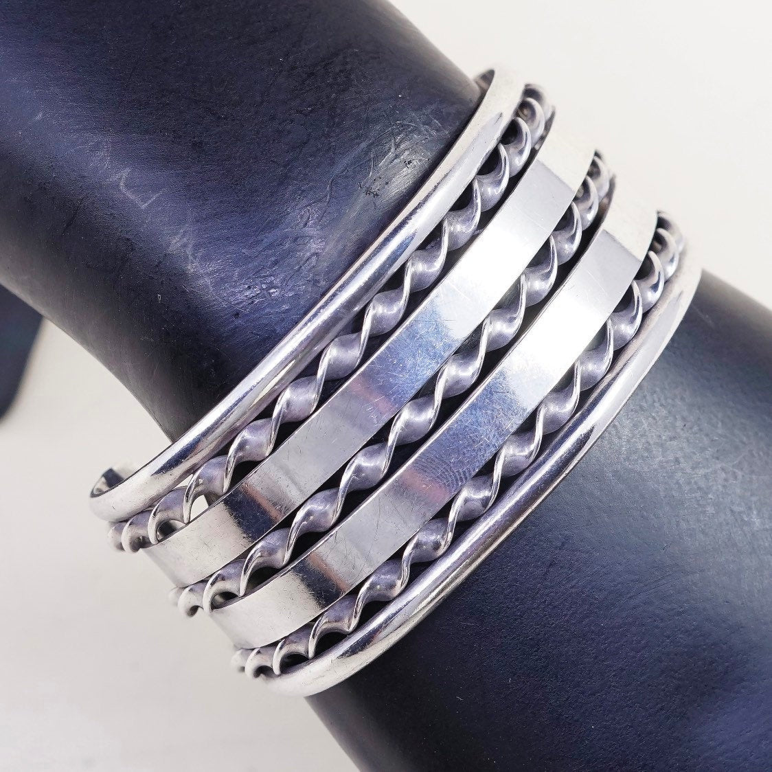 6.75", VTG Sterling silver handmade bangle Wide 925 twisted cable cuff bracelet