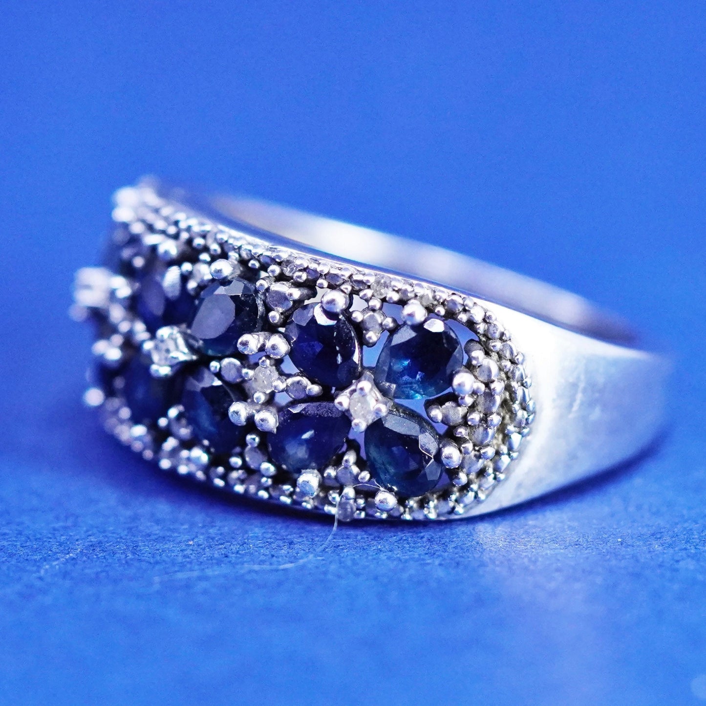 Size 8.25, vintage Sterling 925 silver band ring cluster sapphire diamond ring