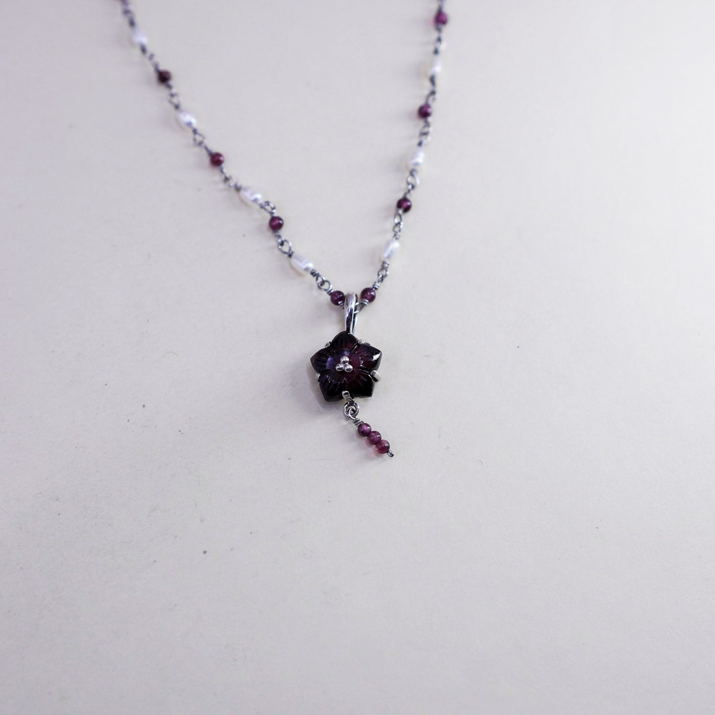 17”, Sterling silver necklace, 925 circle chain w/ garnet flower pendant pearls