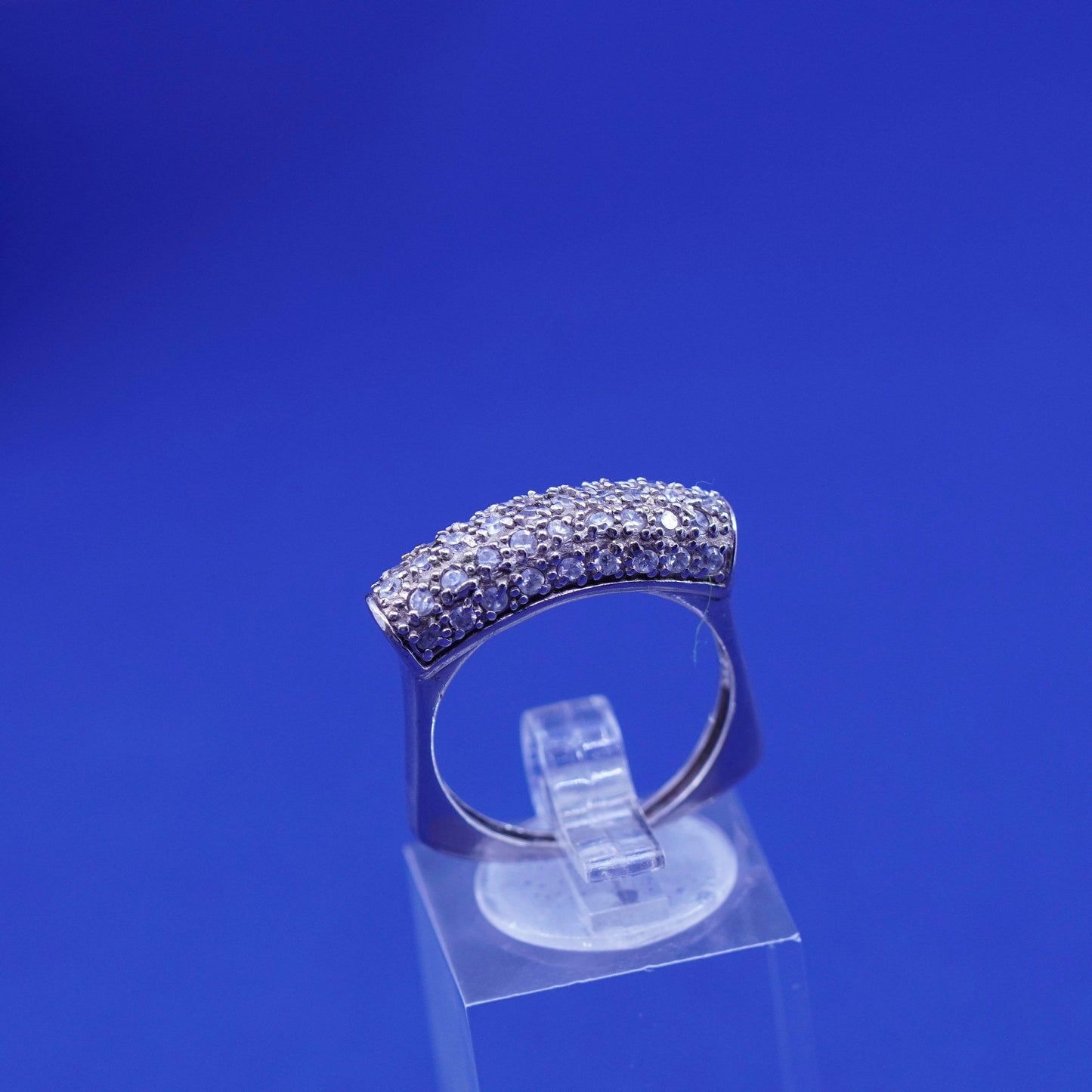 Size 7.75, vintage sterling silver ring with cluster Cz, statement band