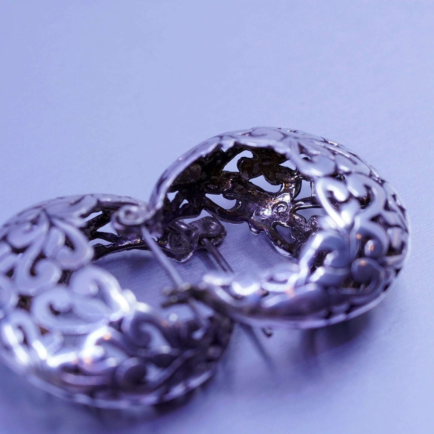 0.75”, vintage Jezlaine Sterling silver filigree hoop earrings, 925 huggie