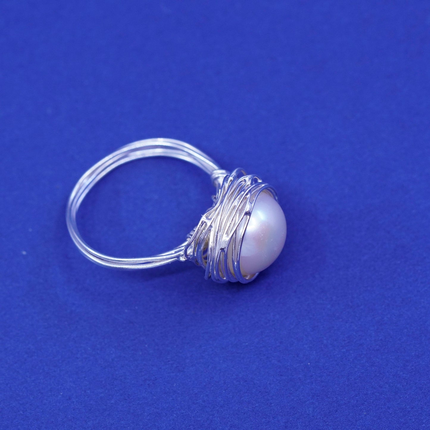 Size 9.5, vintage hammered textured Sterling 925 Silver wired ring with pearl