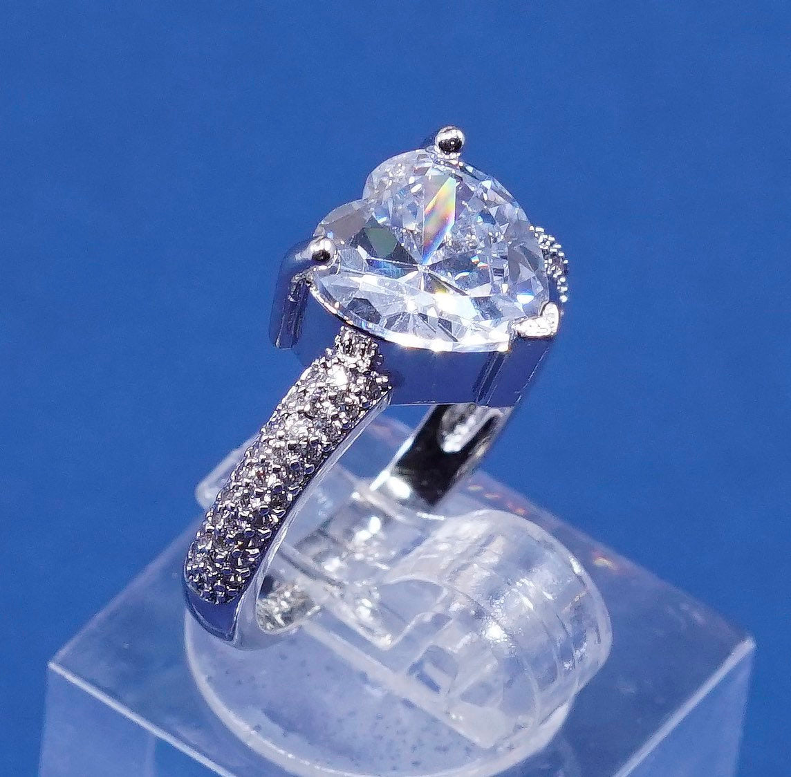 sz 5, vtg Sterling silver engagement ring, 925 w/ heart N cluster Cz