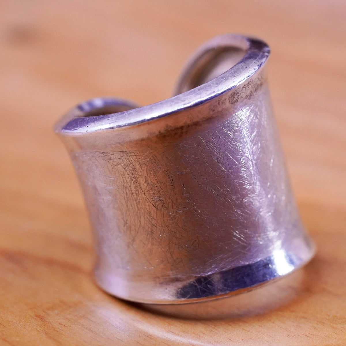 Size 6.5, Mexico Sterling silver handmade hammered ring Statement 925 wrap band
