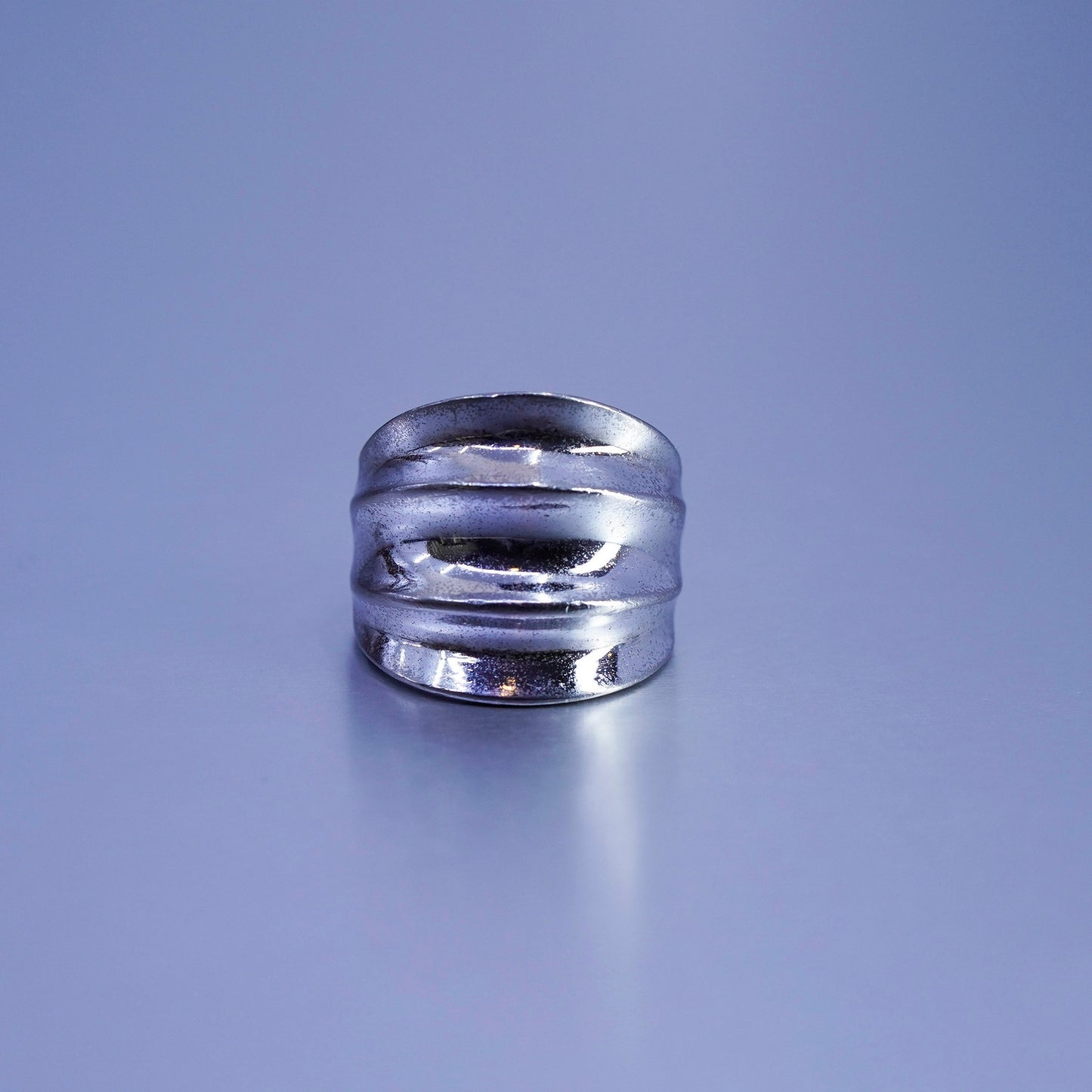 Size 7, vintage Sterling 925 silver handmade ring, modern ribbed band