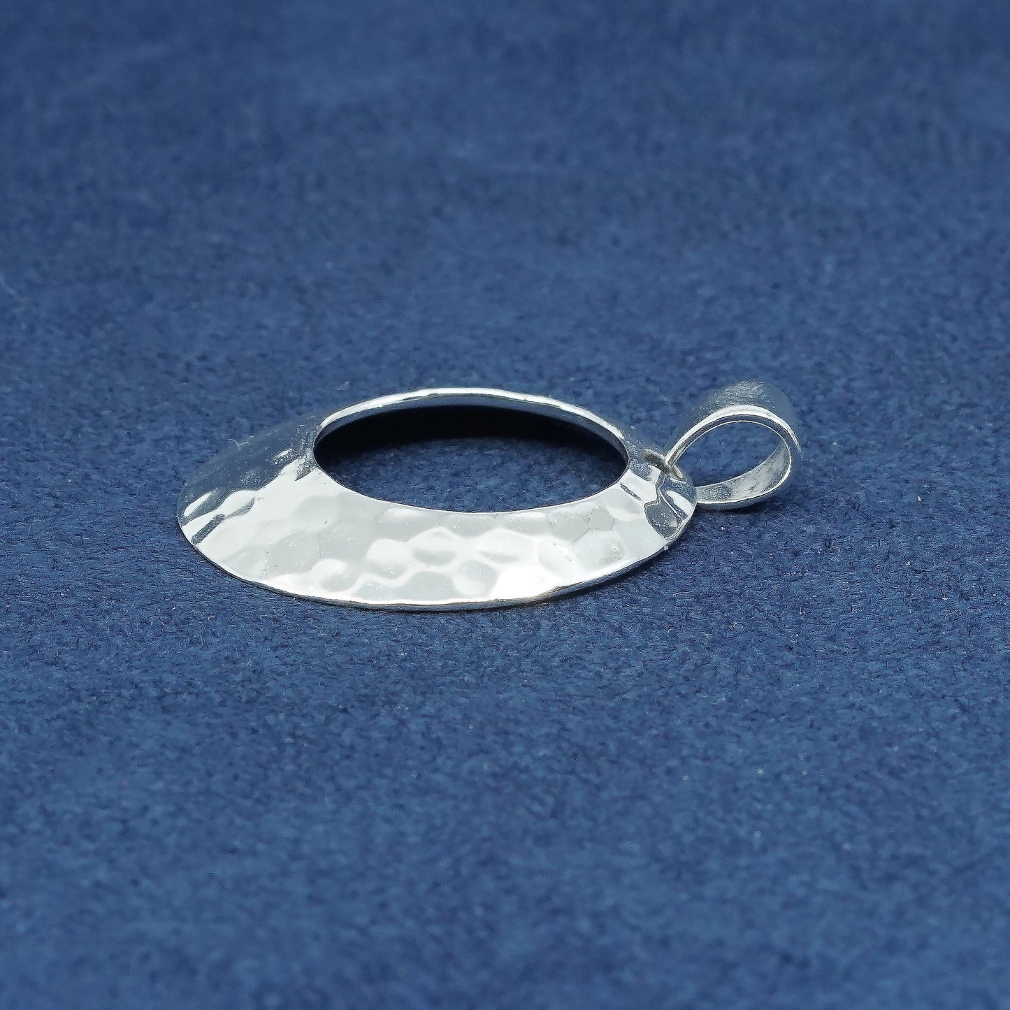 vtg CI Sterling silver handmade pendant, 925 Hammered circle pendant
