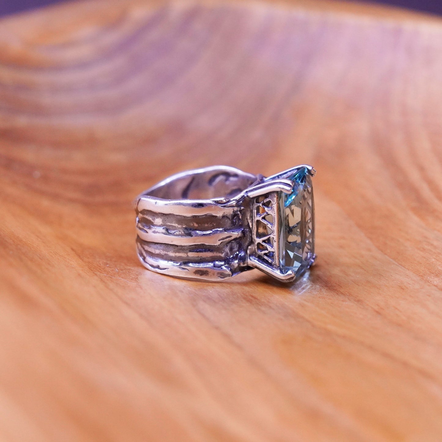 Size 7.5, vintage Silpada Sterling Silver 925 Blue Glass Rectangular Dome Ring