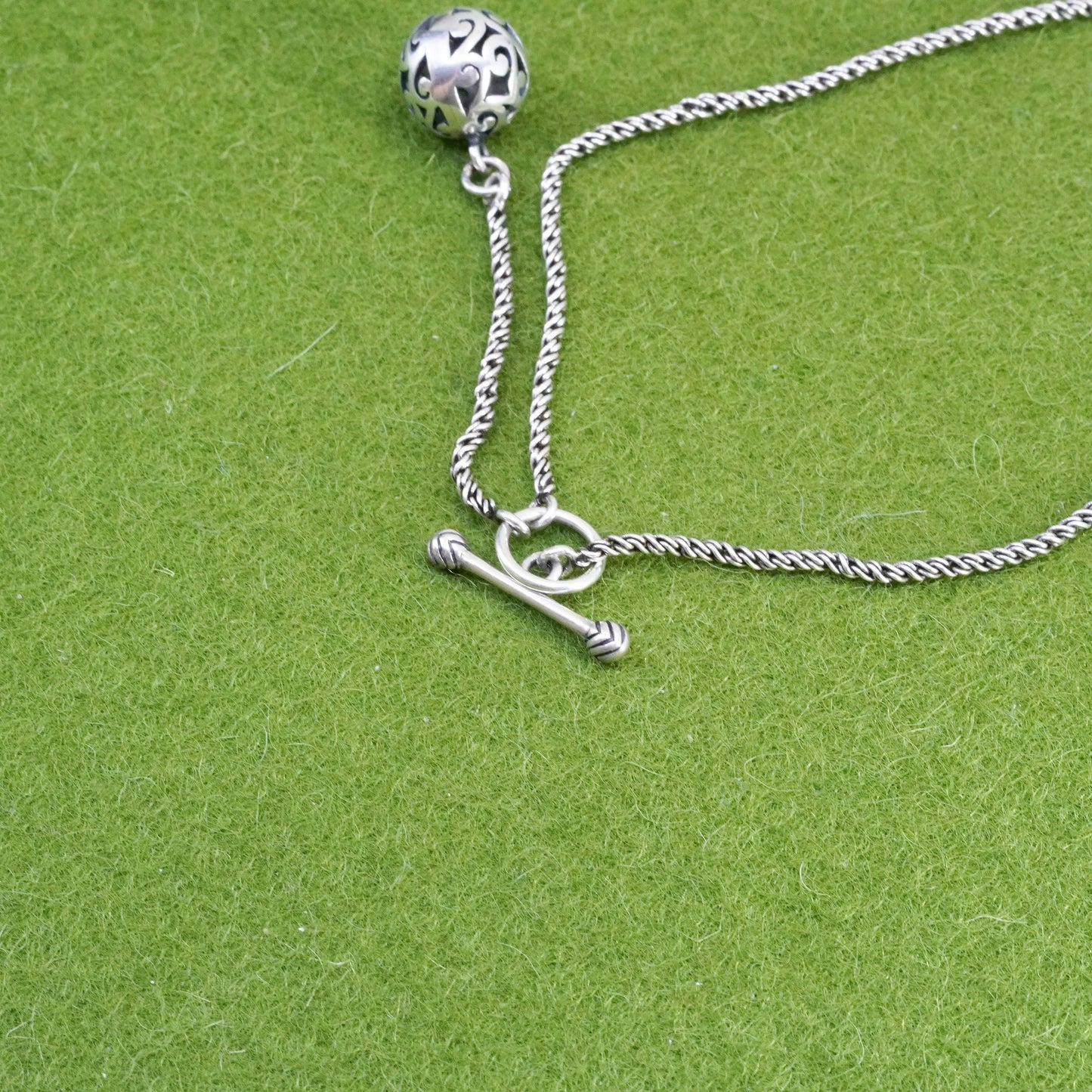 16”, SILPADA N1619 925 Sterling Silver delight Filigree Ball Toggle Necklace