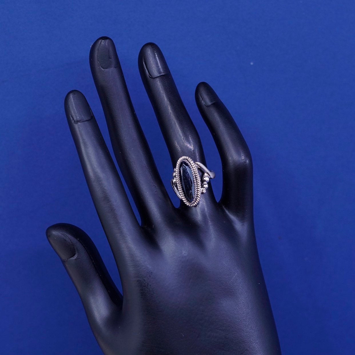 sz 5.5, Wheeler Jewelry Co Sterling 925 silver w/ hematite ring Native American