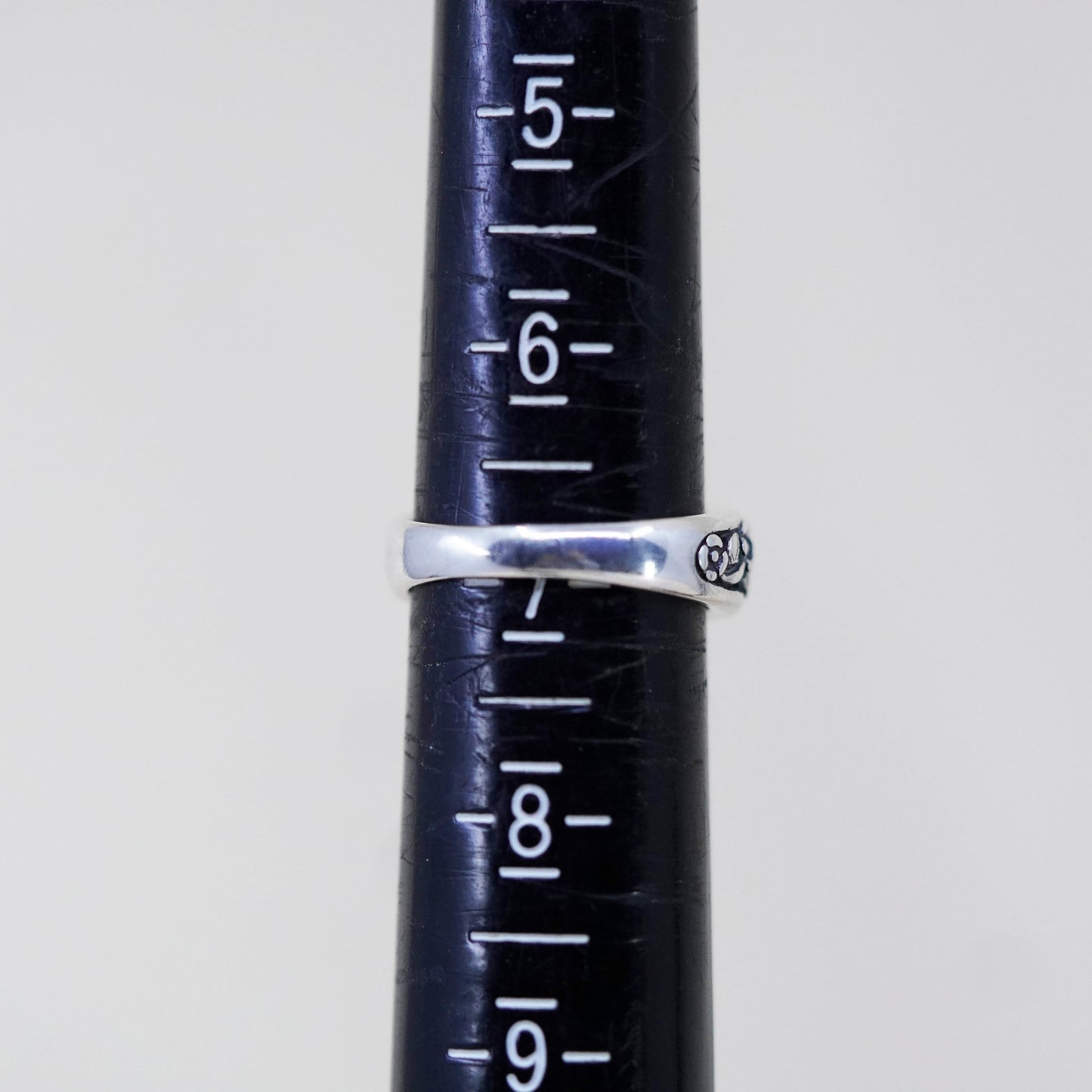 Size 7, vintage sterling 925 silver handmade ring with cat kitty