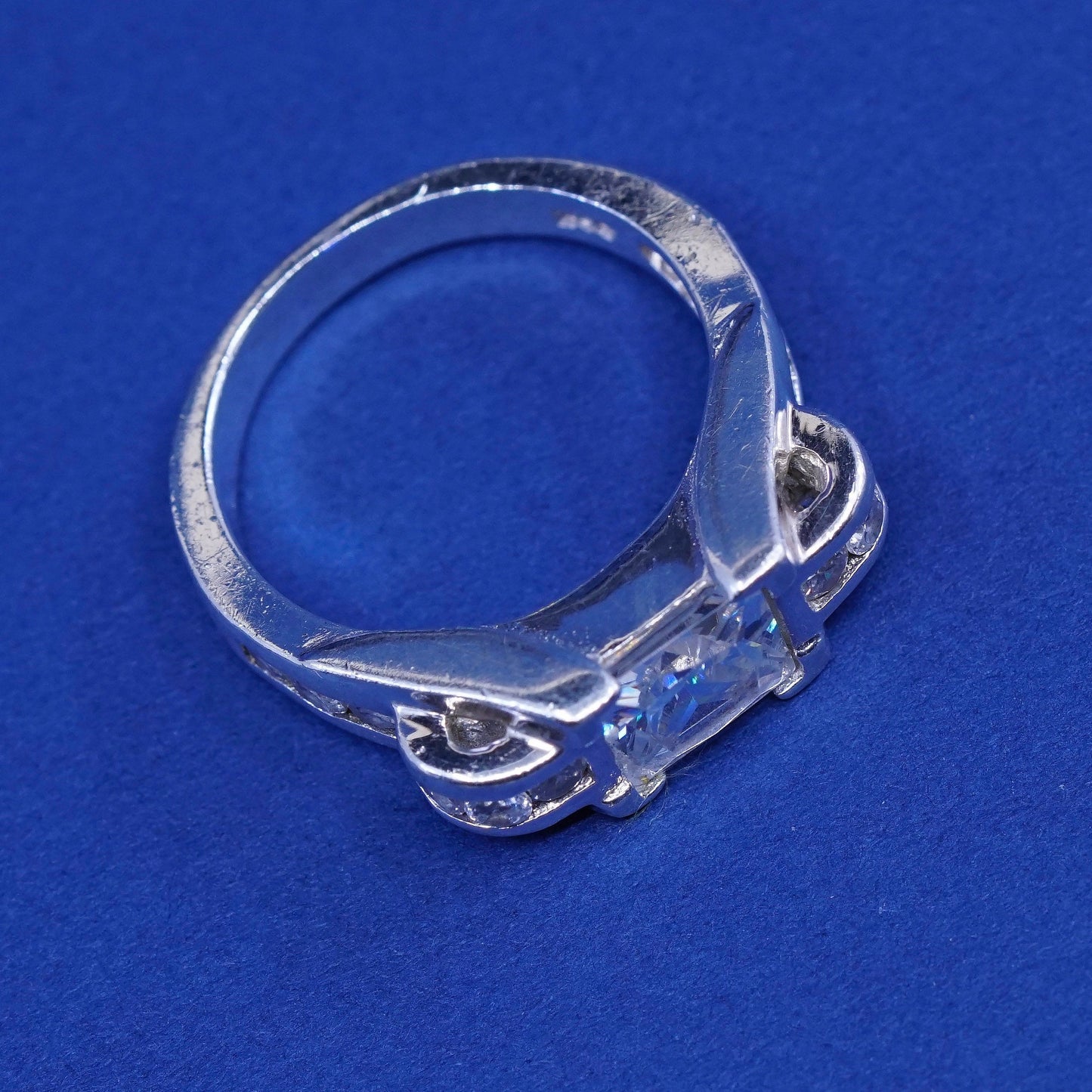 Size 7, vintage Sterling silver engagement ring, 925 band w/ clear