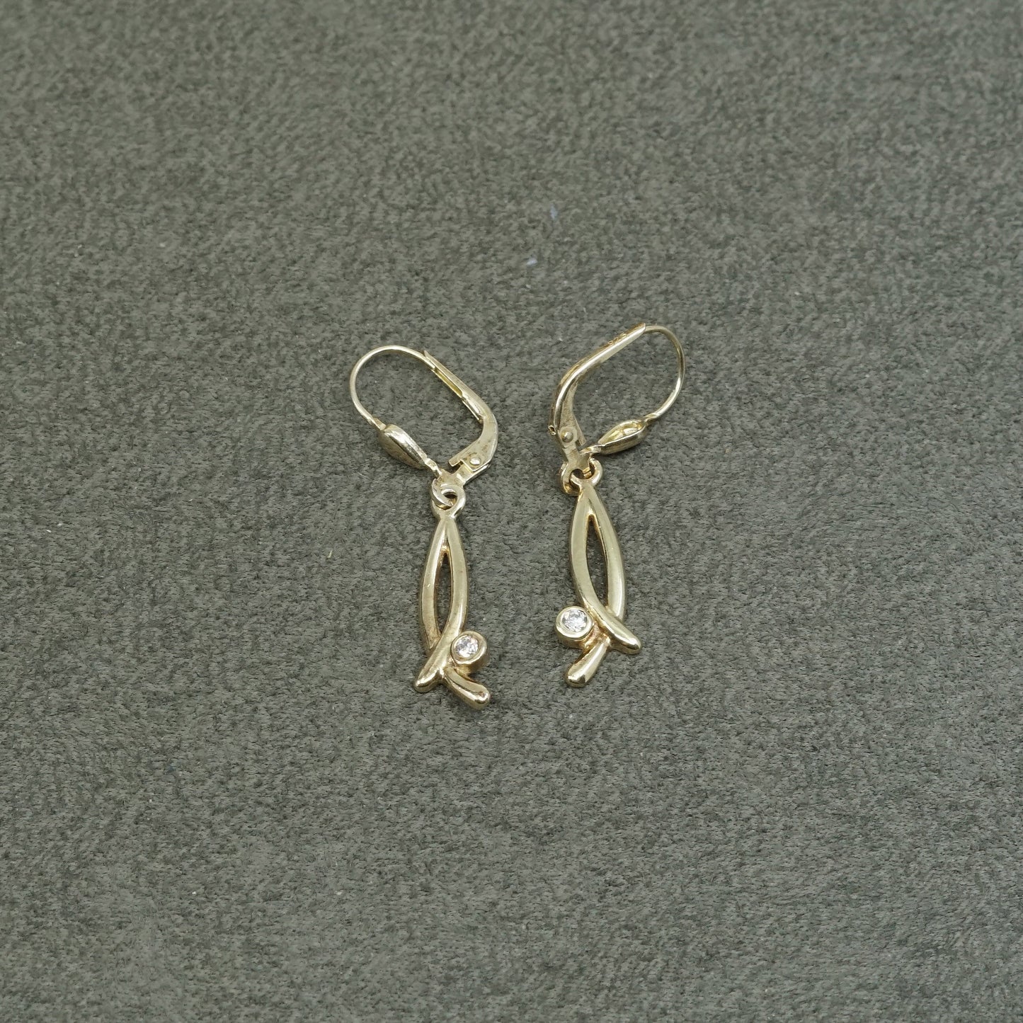 vtg gold over Sterling silver earrings, 925 w/ round cut Swarovski crystal